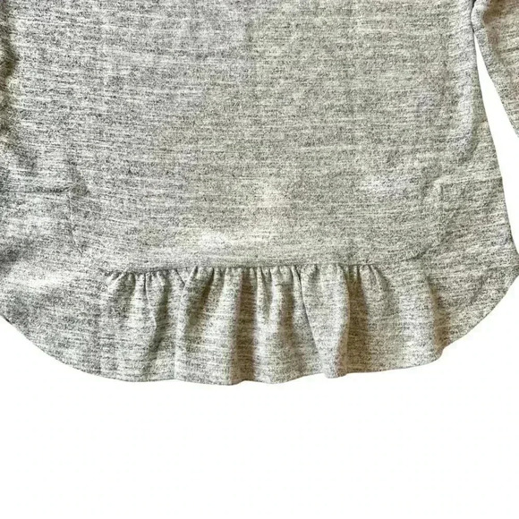 Gray super soft knit sweater nwt size small - Picture 3 of 7